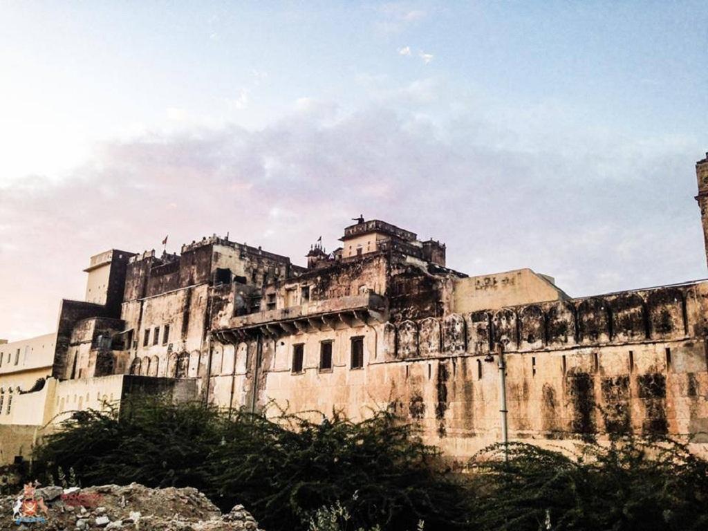 Narayan Niwas Castle Hotel Ramgarh Shekhawati Exterior photo