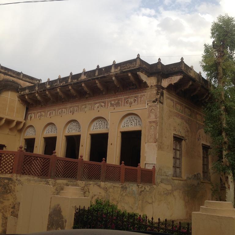 Narayan Niwas Castle Hotel Ramgarh Shekhawati Exterior photo